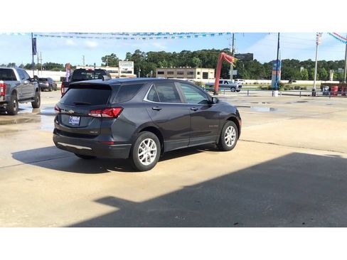 Used 2023 Chevrolet Equinox LT w/ Driver Convenience Package AWD/4WD image 8