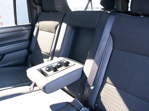 Used 2024 Chevrolet Suburban LS AWD/4WD image 16