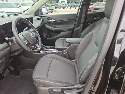 Used 2025 Buick Encore GX Preferred FWD image 18