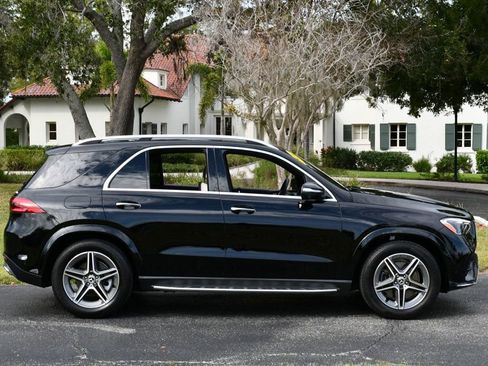 Used 2024 Mercedes-Benz GLE 450 4MATIC image 34