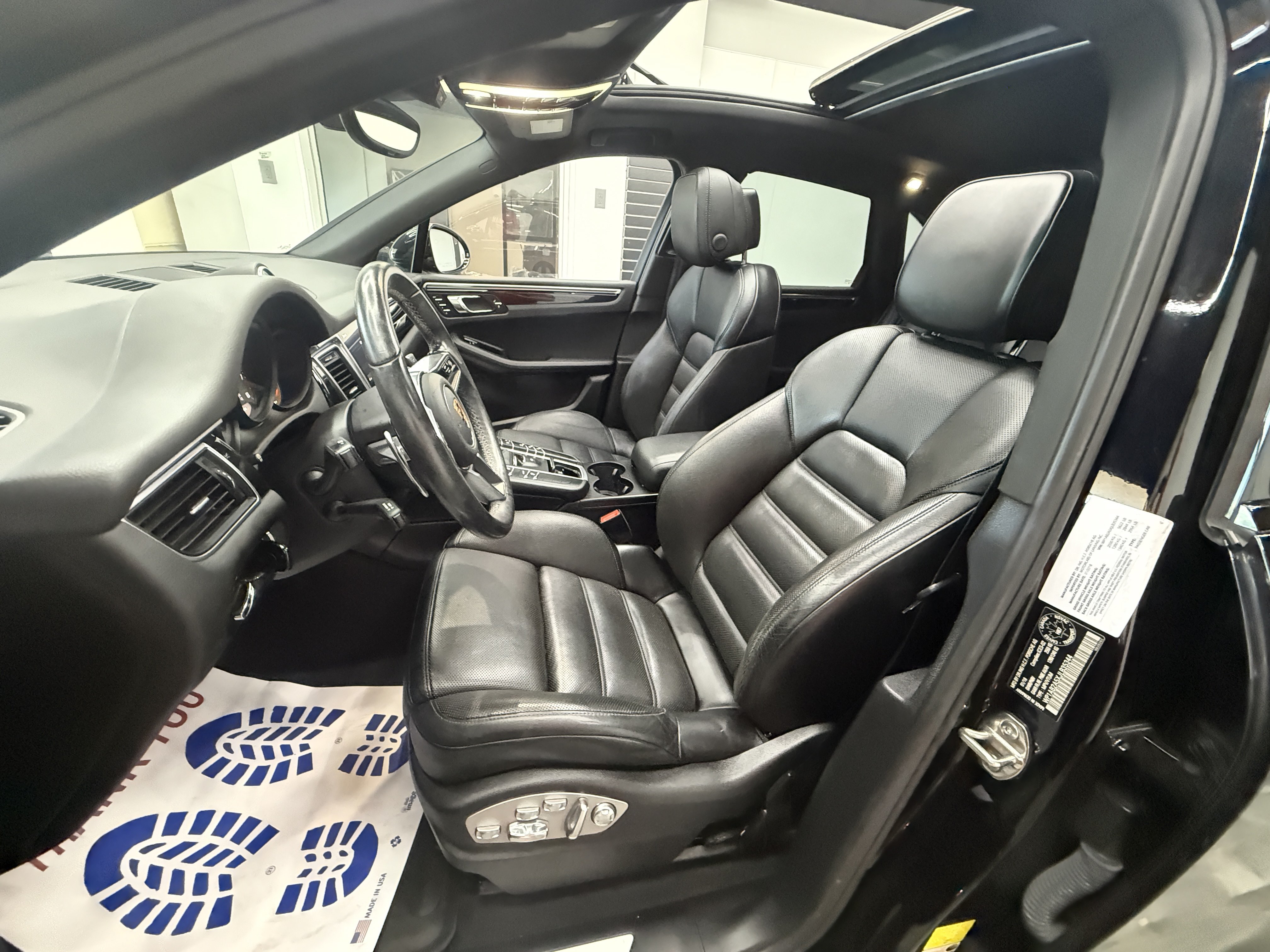 Used 2018 Porsche Macan S AWD/4WD image 10