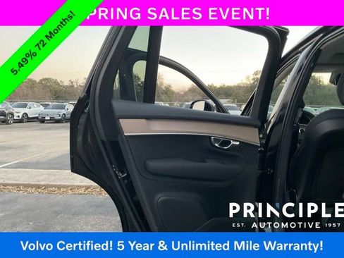 Certified 2025 Volvo XC90 B5 Plus AWD/4WD image 25