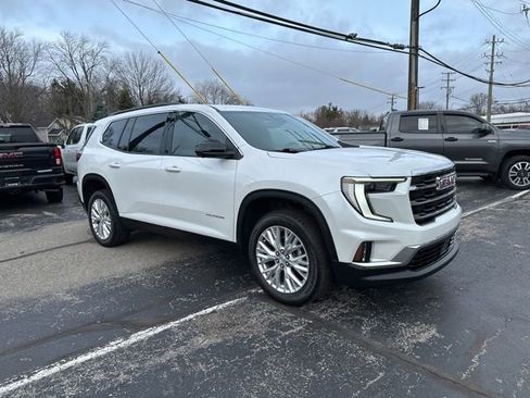 Certified 2024 GMC Acadia Elevation w/ Luxury Package image 3
