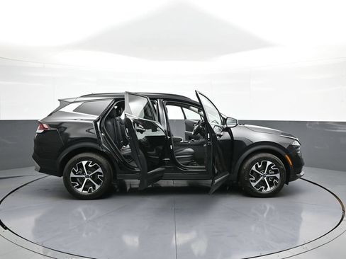 Certified 2025 Kia Sportage EX w/ EX Premium Package AWD/4WD image 43