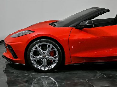 Used 2021 Chevrolet Corvette Stingray Convertible w/ 1LT image 6