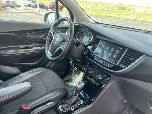 Used 2019 Buick Encore Sport Touring w/ Safety Package FWD image 9