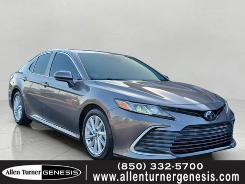 Used 2023 Toyota Camry LE FWD image 1