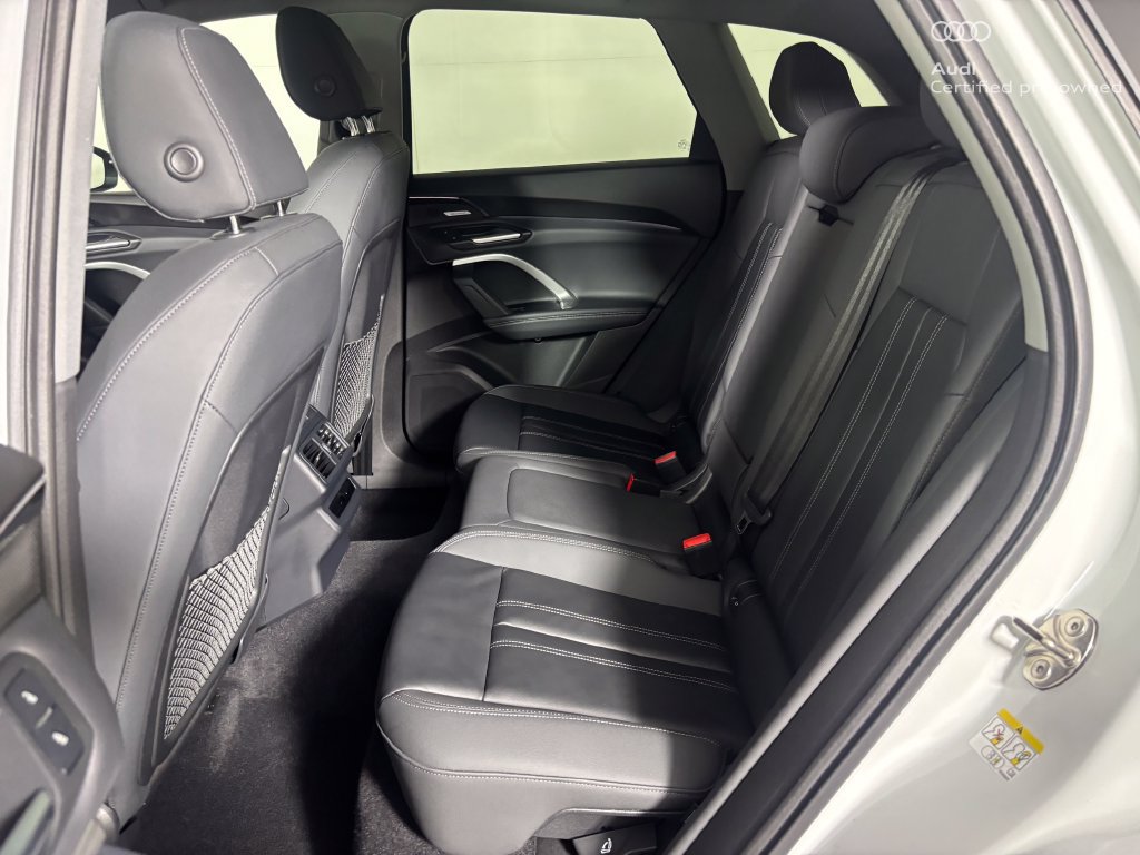 Used 2025 Audi Q5 Premium Plus w/ Premium Plus AWD/4WD image 30