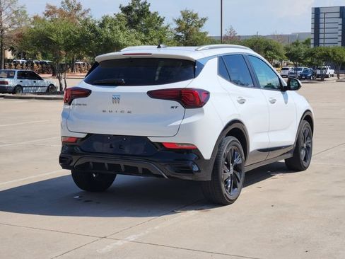 Used 2024 Buick Encore GX Sport Touring w/ Advanced Technology Package FWD image 5
