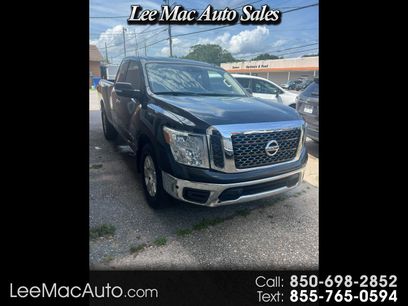 Used 2018 Nissan Titan SV w/ SV Convenience Package