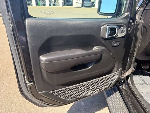 Used 2019 Jeep Wrangler Unlimited Sport S AWD/4WD image 10