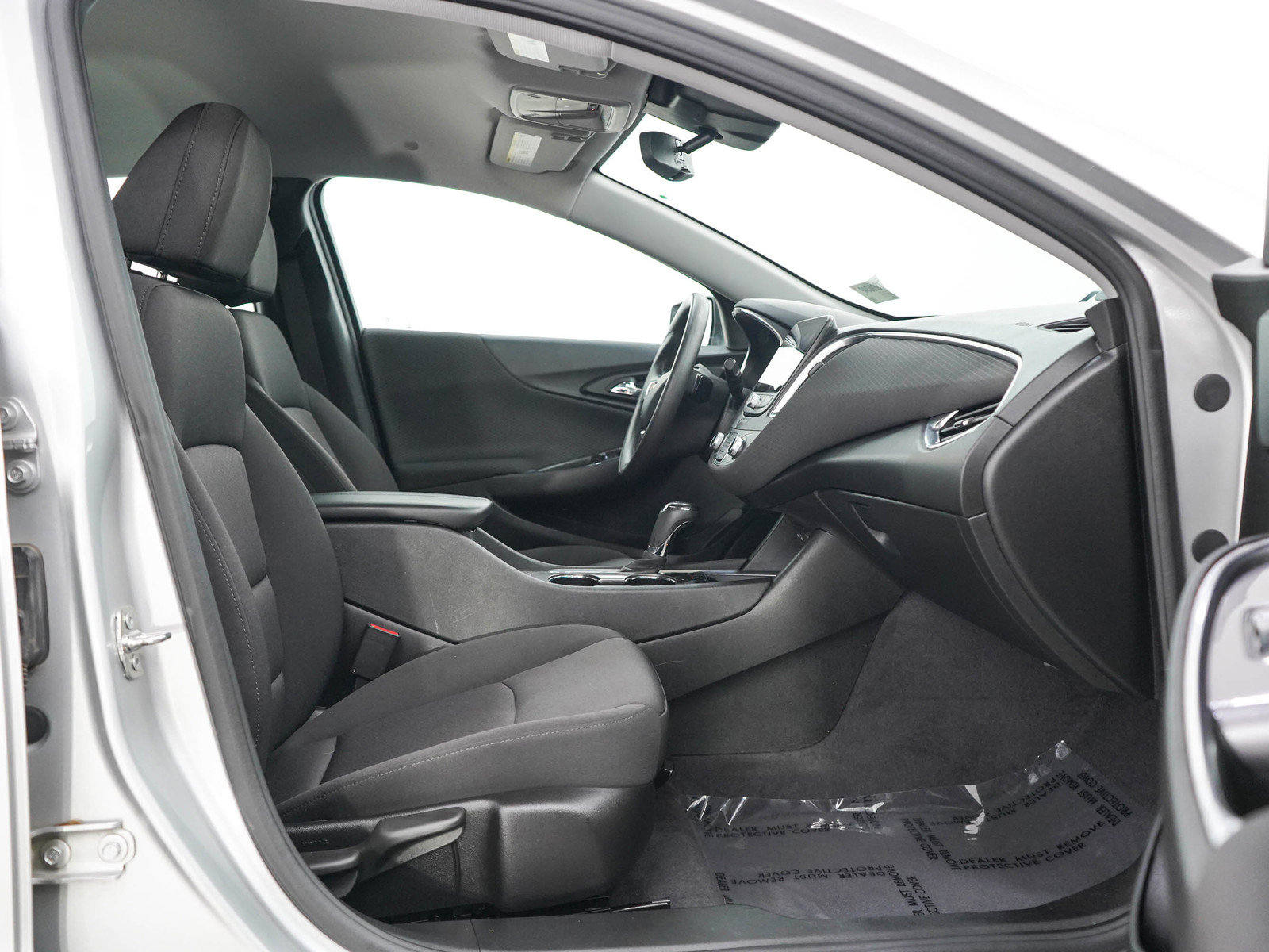 Used 2019 Chevrolet Malibu Hybrid FWD image 11