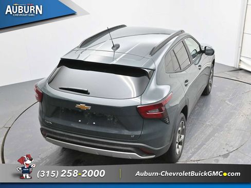 New 2026 Chevrolet Trax LT w/ LT Convenience Package image 28
