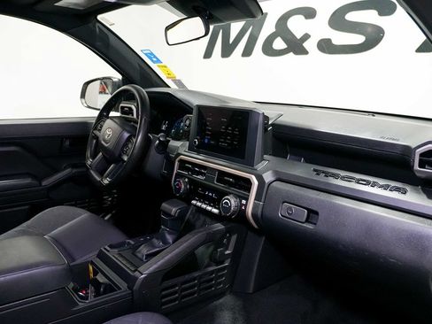 Used 2025 Toyota Tacoma SR RWD image 13
