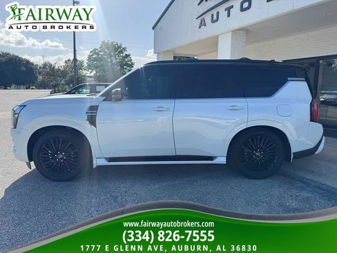 Used 2025 Nissan Armada Platinum Reserve AWD/4WD image 46