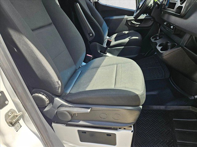 Used 2019 Mercedes-Benz Sprinter 1500 image 17