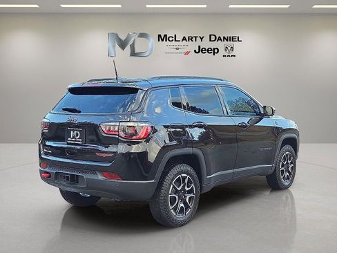 New 2026 Jeep Compass Trailhawk w/ Sun, Sound & Navigation Group image 5