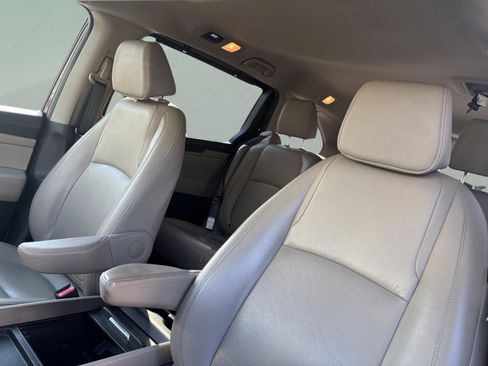 Used 2020 Honda Odyssey EX-L image 17