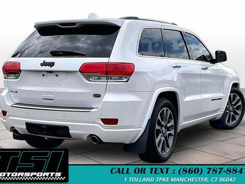 Used 2017 Jeep Grand Cherokee Overland AWD/4WD image 2
