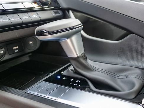 Certified 2025 Hyundai Elantra Sport FWD image 21