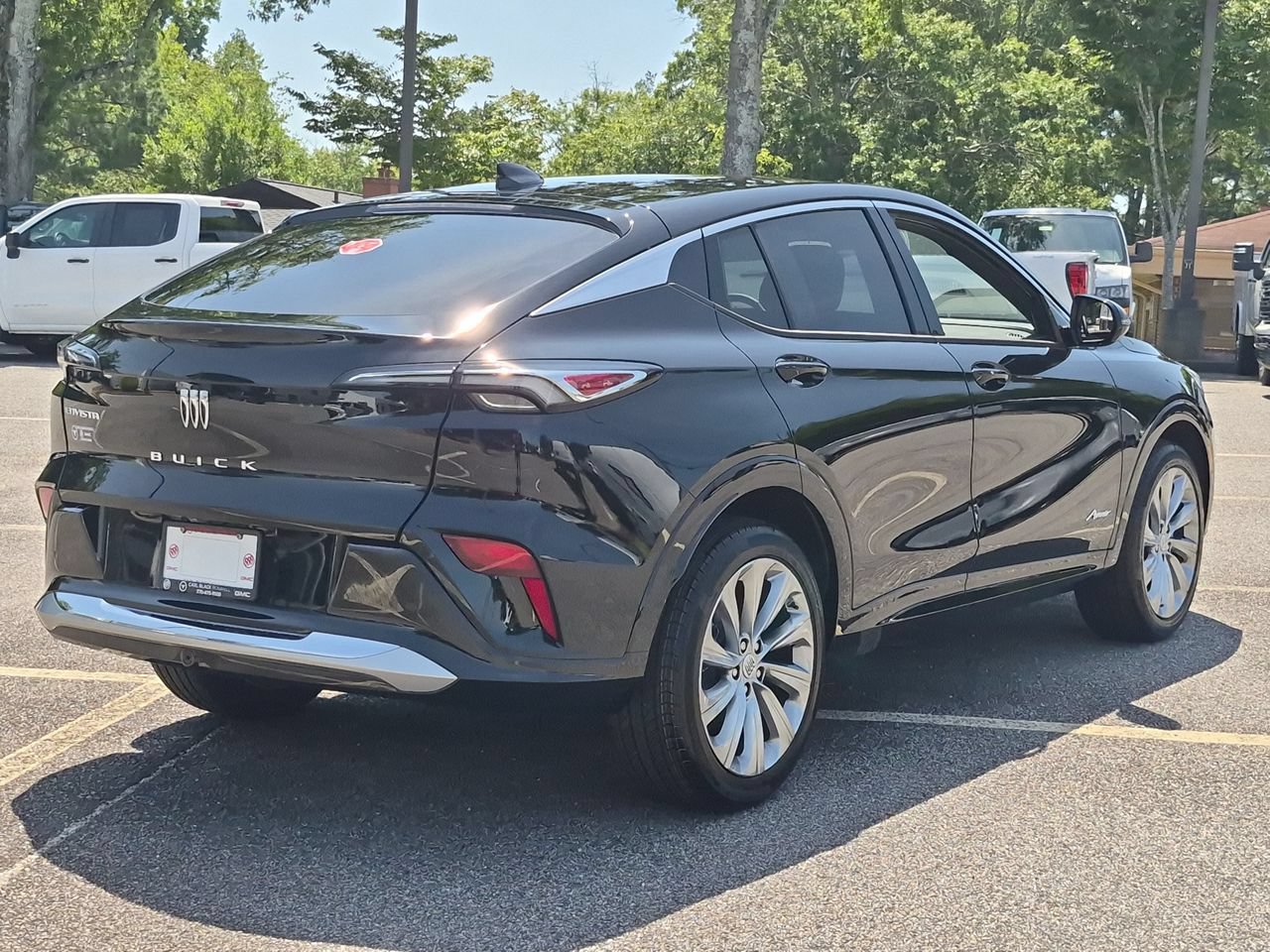 New 2026 Buick Envista Sport Touring FWD image 8