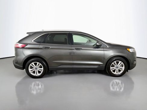 Used 2019 Ford Edge SEL w/ Equipment Group 201A FWD image 17