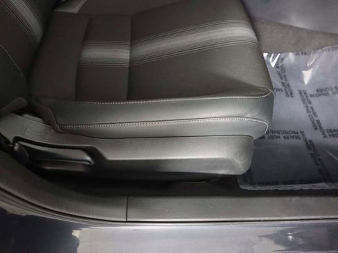 Used 2025 Honda Civic Sport image 29