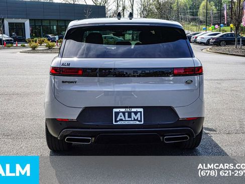 Used 2023 Land Rover Range Rover Sport SE image 11