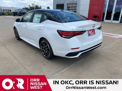 New 2025 Nissan Sentra SR w/ SR Premium Package image 3