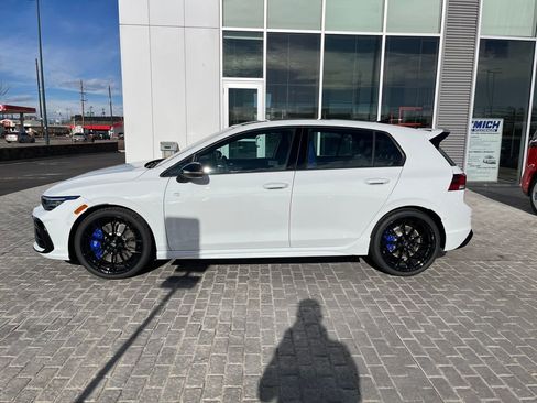 New 2026 Volkswagen Golf image 2