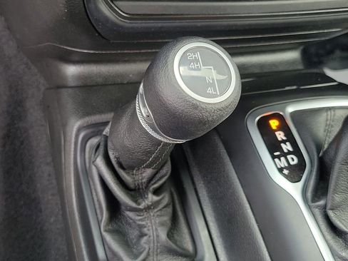 Used 2021 Jeep Wrangler Sport AWD/4WD image 21
