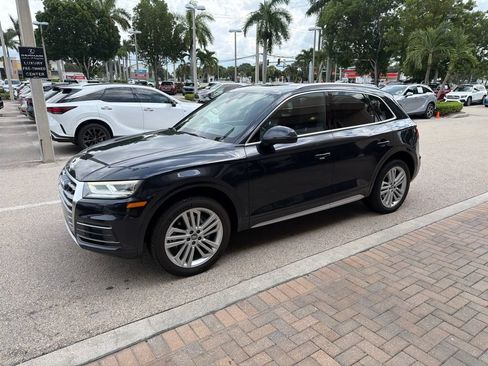 Used 2020 Audi Q5 2.0T Premium Plus w/ Premium Plus Package AWD/4WD image 9