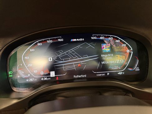 Used 2024 BMW X4 M40i w/ Premium Package image 10