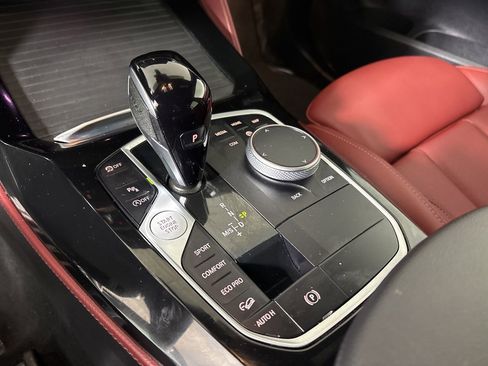 Used 2025 BMW X4 xDrive30i image 21
