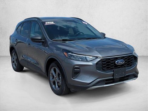 Used 2025 Ford Escape ST-Line FWD image 4