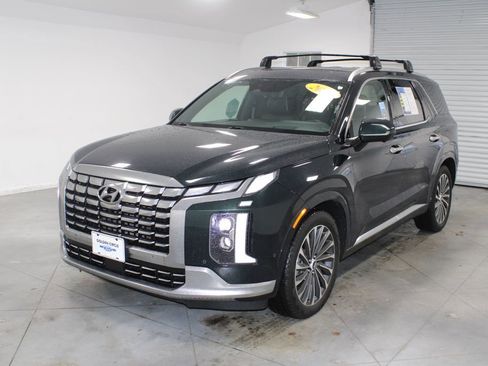 Used 2024 Hyundai Palisade Calligraphy image 4