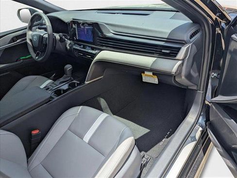 New 2025 Toyota Camry SE image 17