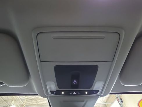 Used 2023 Honda CR-V EX-L image 25