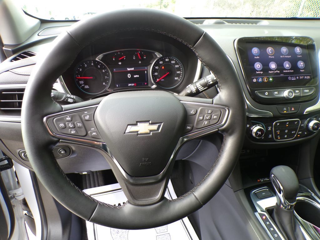 Used 2024 Chevrolet Equinox Premier AWD/4WD image 12
