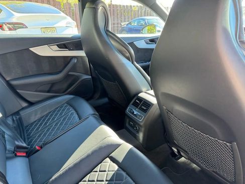 Used 2019 Audi S5 Premium Plus w/ Premium Plus image 24