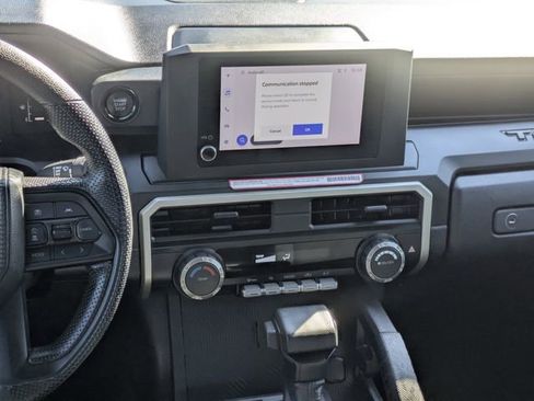 Used 2024 Toyota Tacoma SR image 15