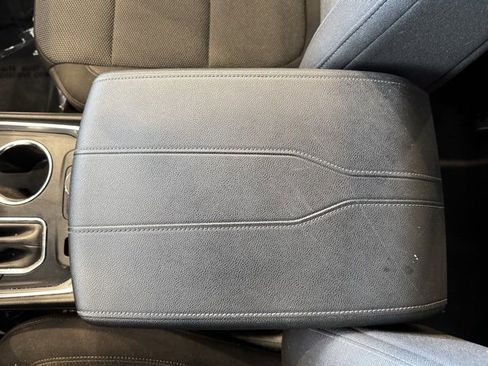 Certified 2023 Chevrolet Traverse LT image 22