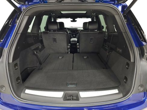 Used 2024 Cadillac XT6 Sport w/ Technology Package AWD/4WD image 9