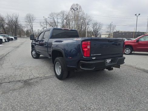 Used 2023 Chevrolet Silverado 3500 W/T image 3