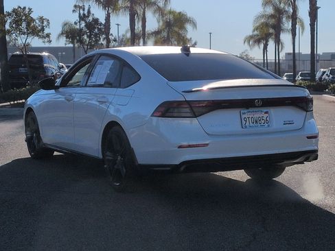 Used 2025 Honda Accord Sport image 8