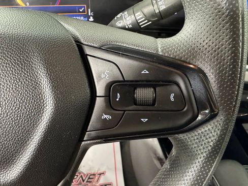 Used 2025 Chevrolet Trax LT image 16