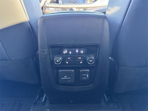 Used 2023 Buick Enclave Premium w/ Experience Buick Package image 15