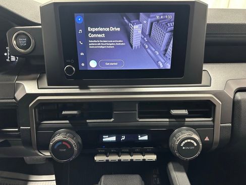 Used 2025 Toyota 4Runner SR5 image 25