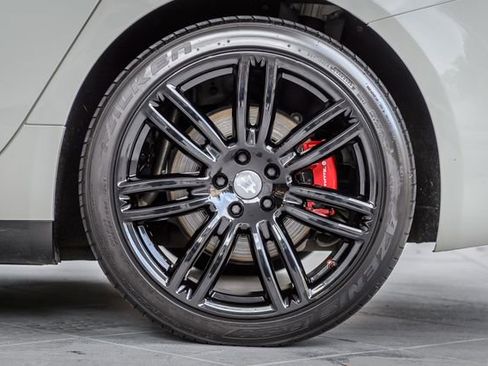 Used 2018 Maserati Ghibli image 13