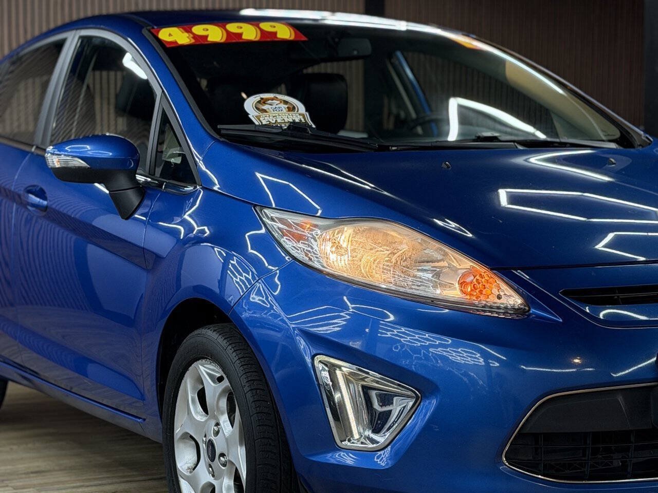 Used 2011 Ford Fiesta SES w/ 301A Rapid Spec Order Code FWD image 6